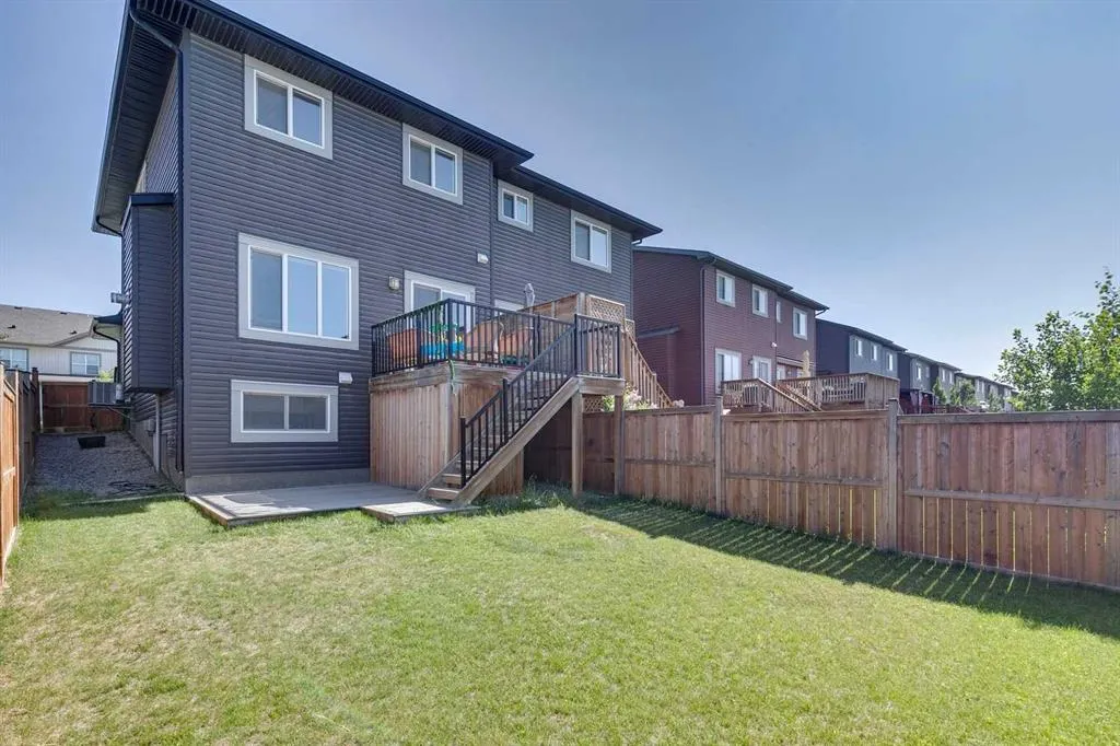 305 Heartland Crescent