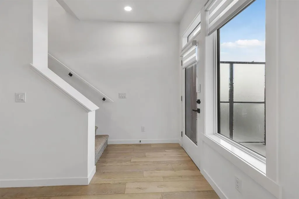 169 Greenbriar Place NW