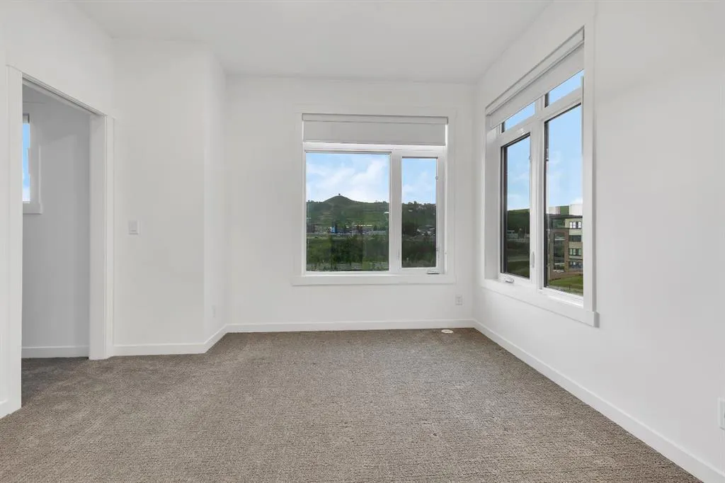 169 Greenbriar Place NW