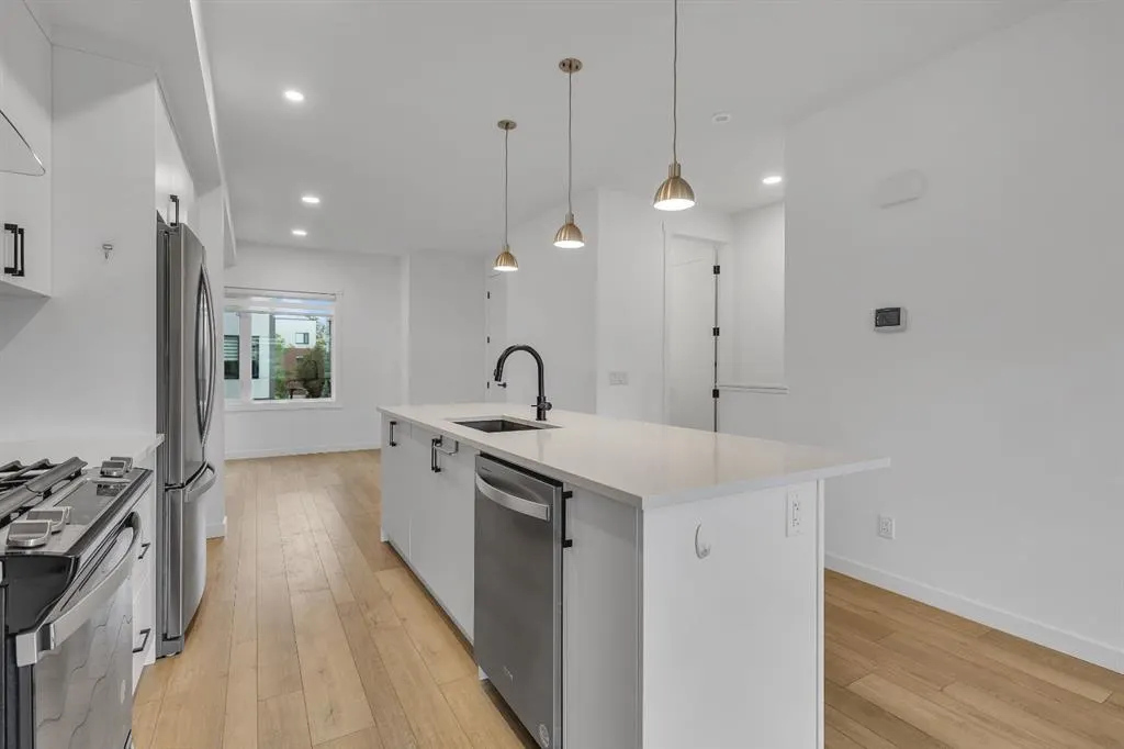 169 Greenbriar Place NW