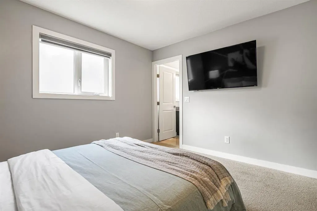1716 kensington Road NW, ##2