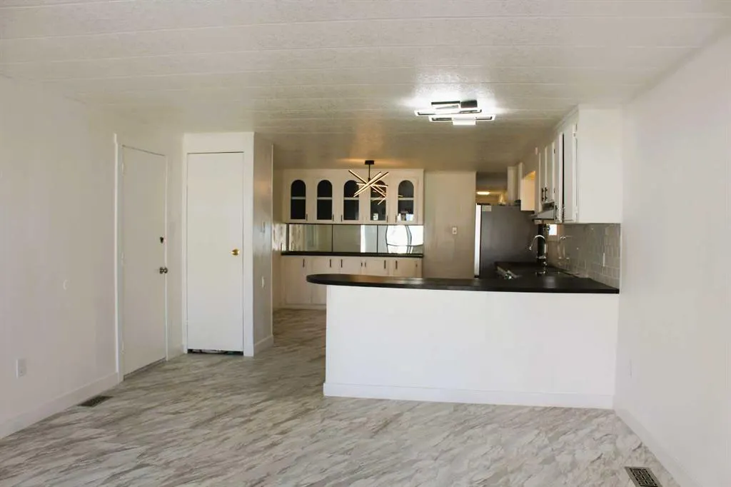 5029 34 Street, #106