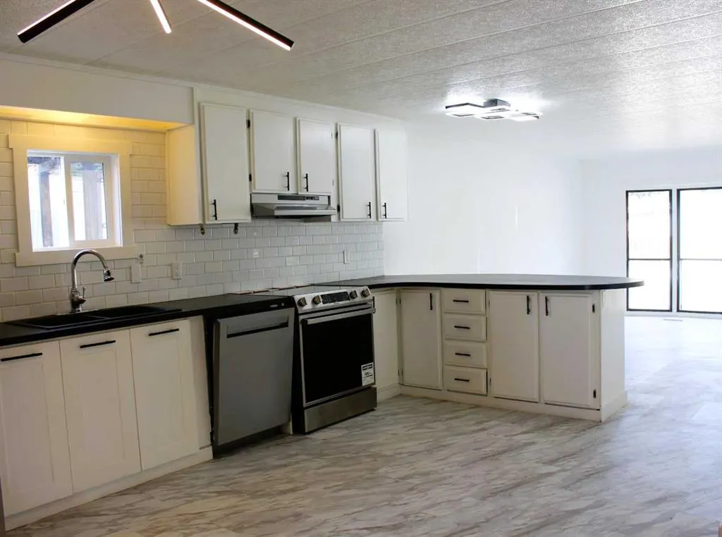 5029 34 Street, #106