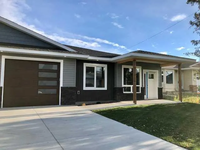 4738 49A Avenue, ##1