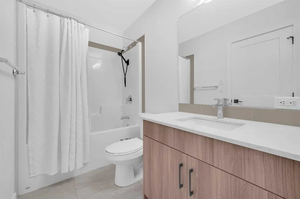 200 Seton Circle SE, #3304