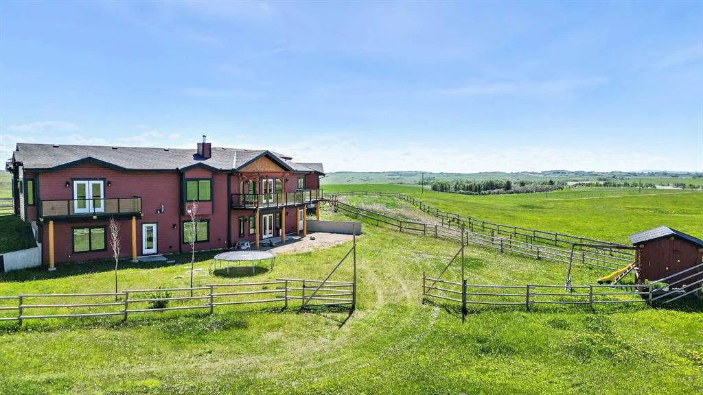 54004 Township Road 252