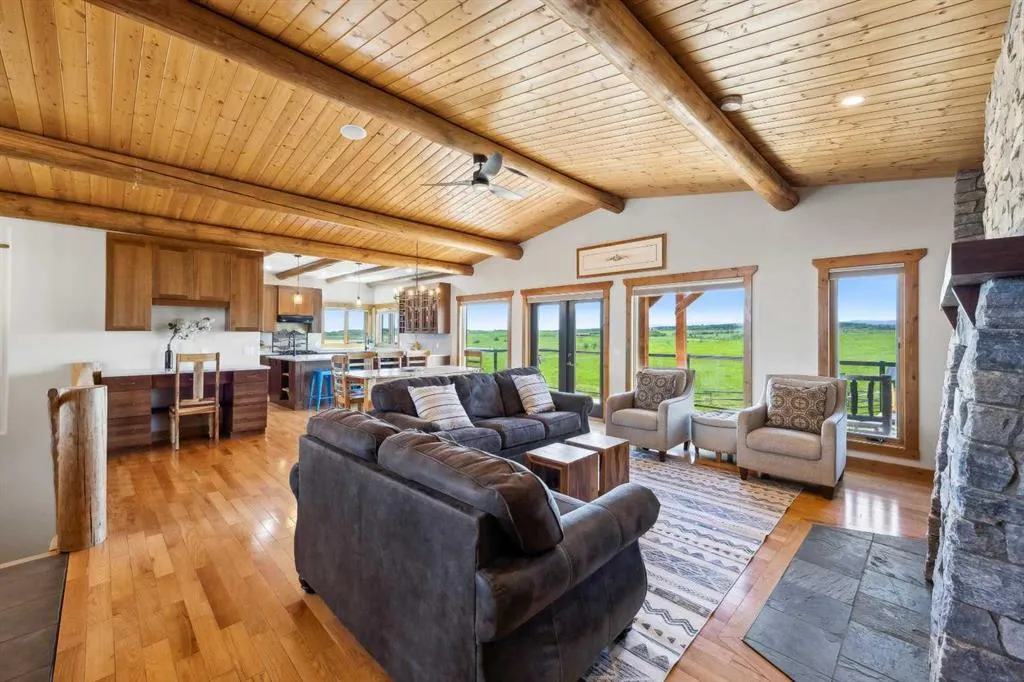 54004 Township Road 252
