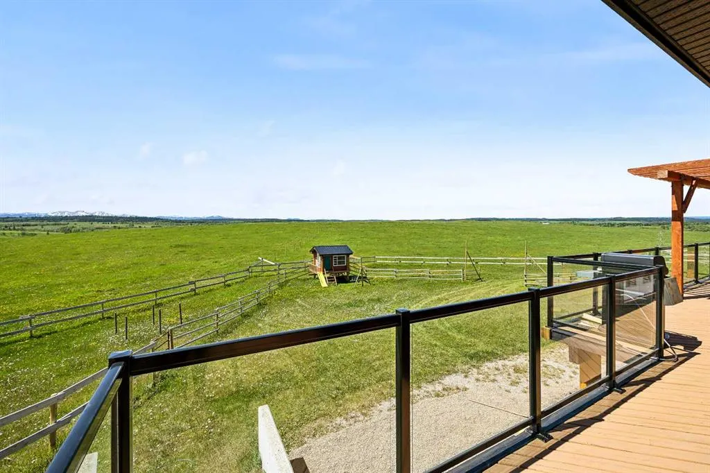 54004 Township Road 252