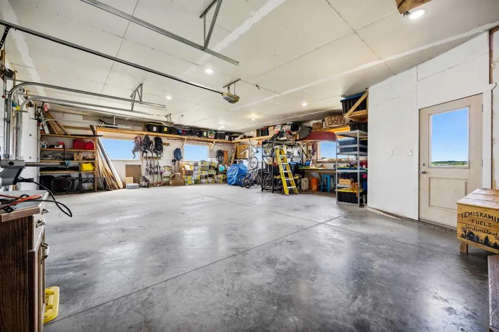 54004 Township Road 252