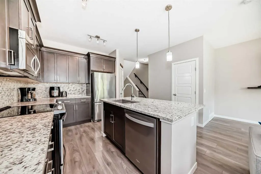 219 Sunset Point