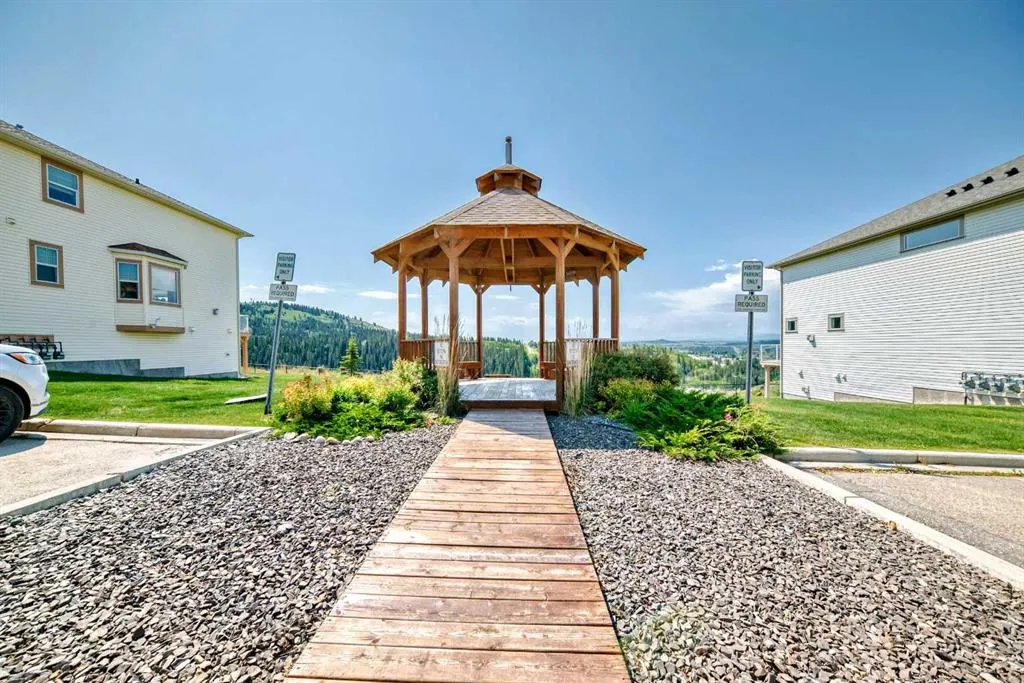 219 Sunset Point