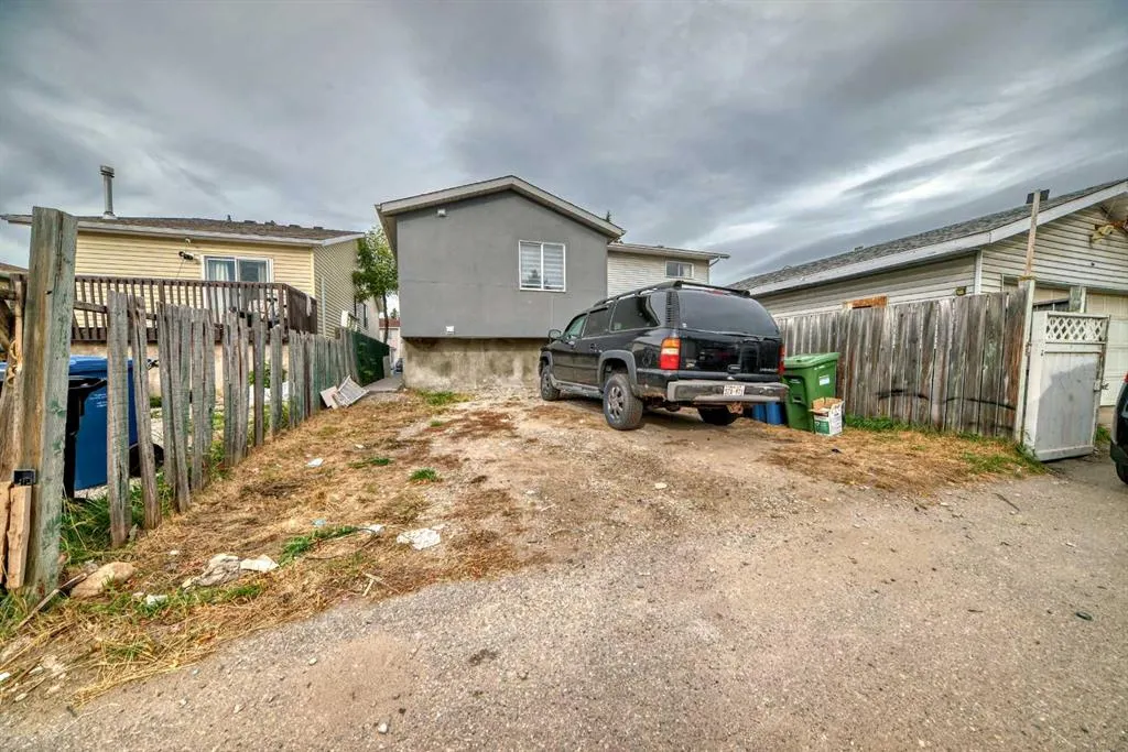 110 Falmere Way NE
