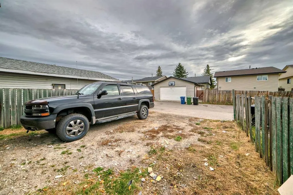 110 Falmere Way NE