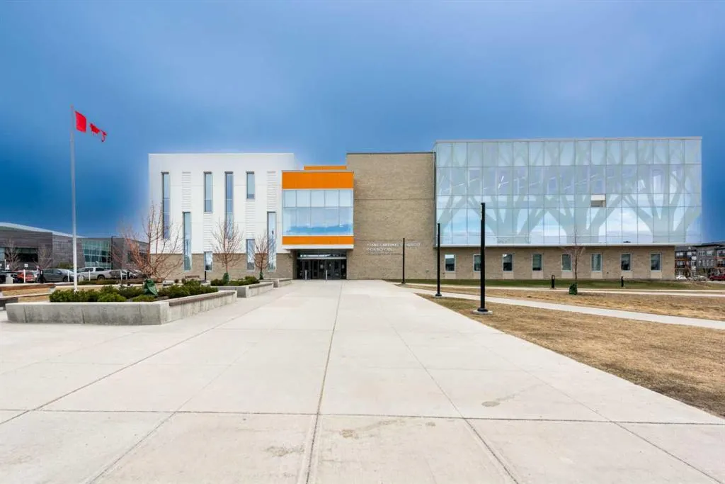 220 Seton Grove SE, #2303