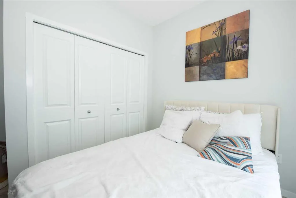 220 Seton Grove SE, #2303