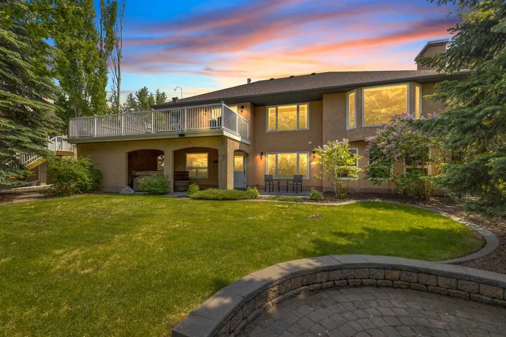 20 Lakes Close