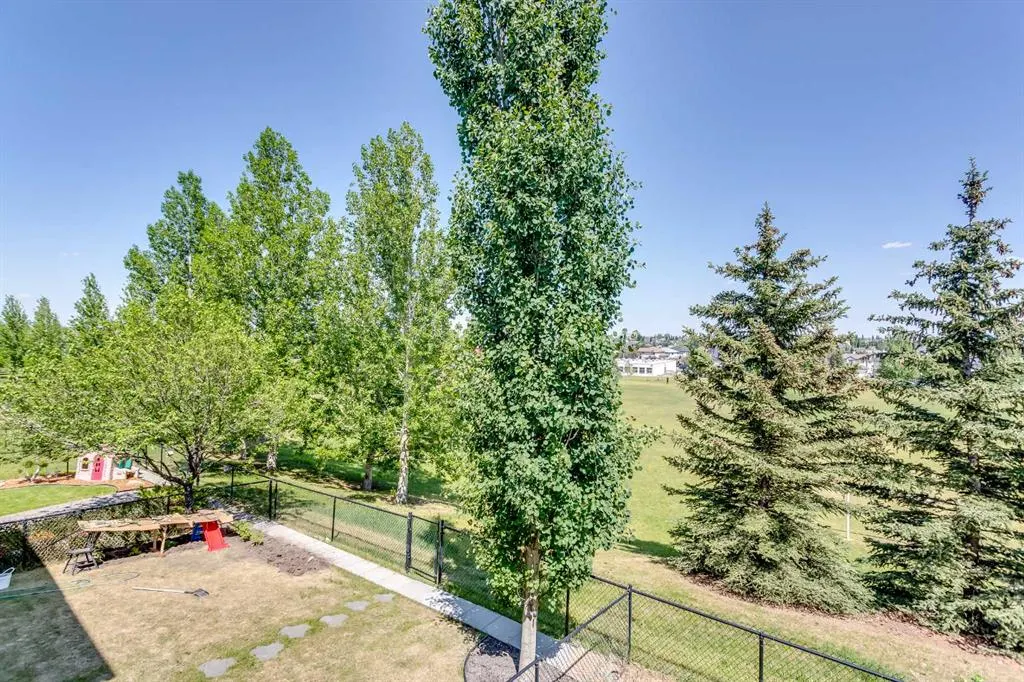 62 Panamount Road NW