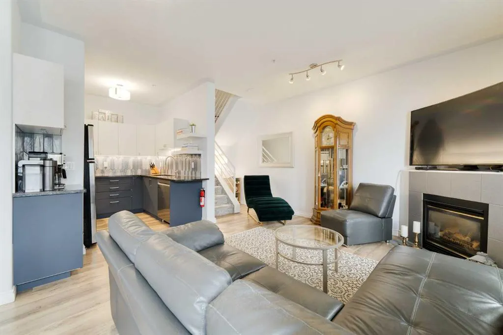 1514 11 Street SW, #2105