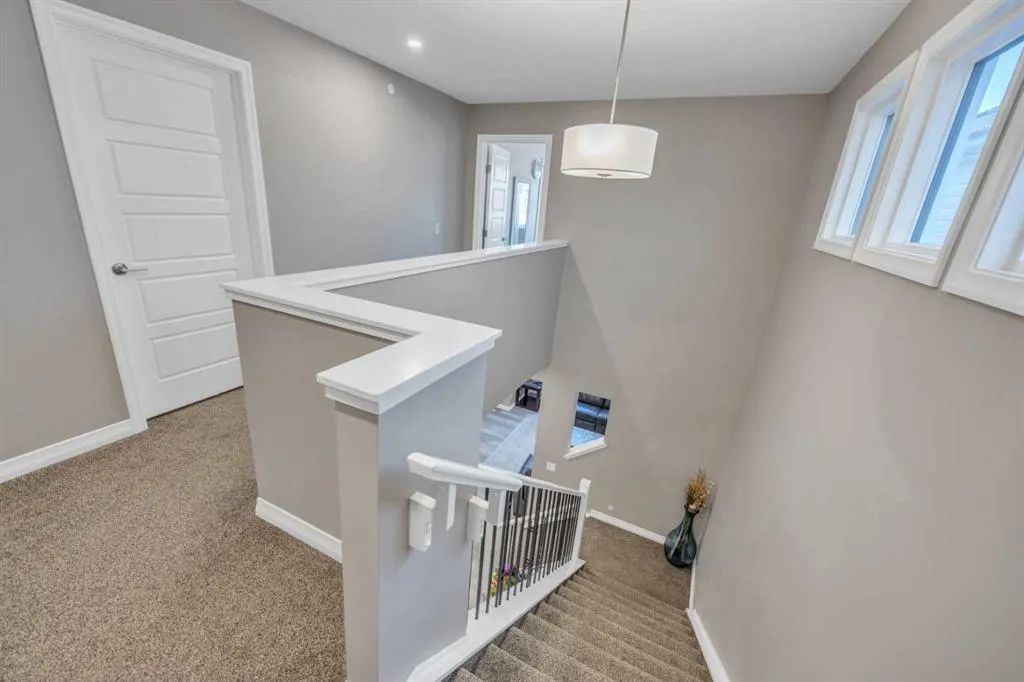 146 Lucas Terrace