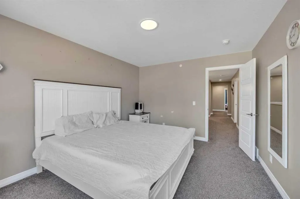 146 Lucas Terrace