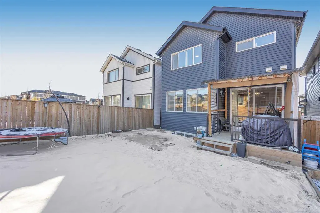 146 Lucas Terrace