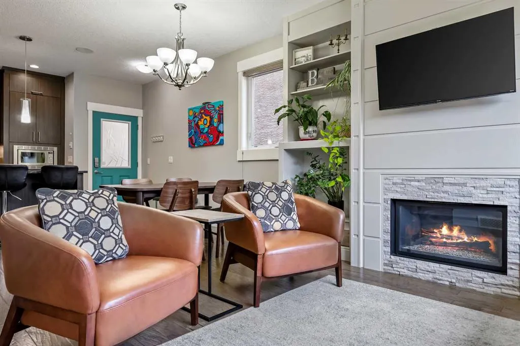 4728 17 Avenue NW, #2