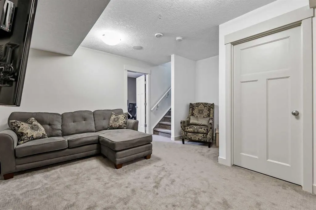 4728 17 Avenue NW, #2
