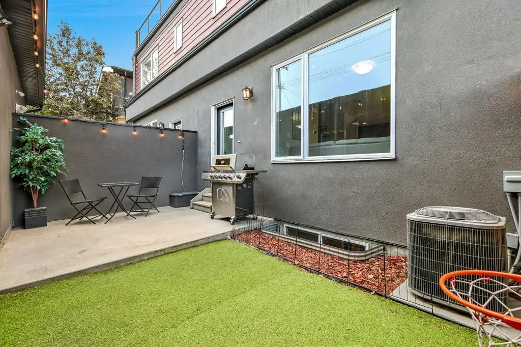 4728 17 Avenue NW, #2