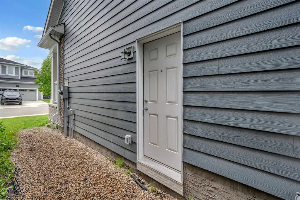 52 Yorkstone Grove SW