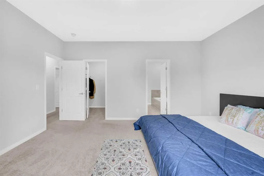 52 Yorkstone Grove SW