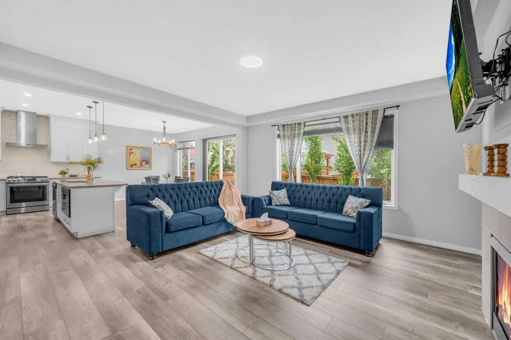 52 Yorkstone Grove SW