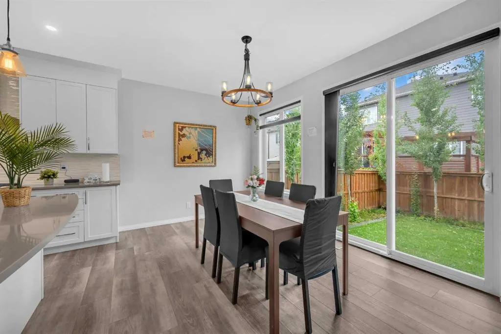 52 Yorkstone Grove SW