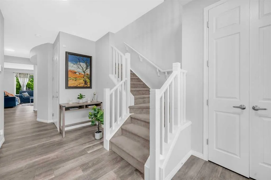 52 Yorkstone Grove SW