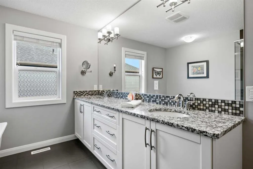 136 Kinniburgh Drive