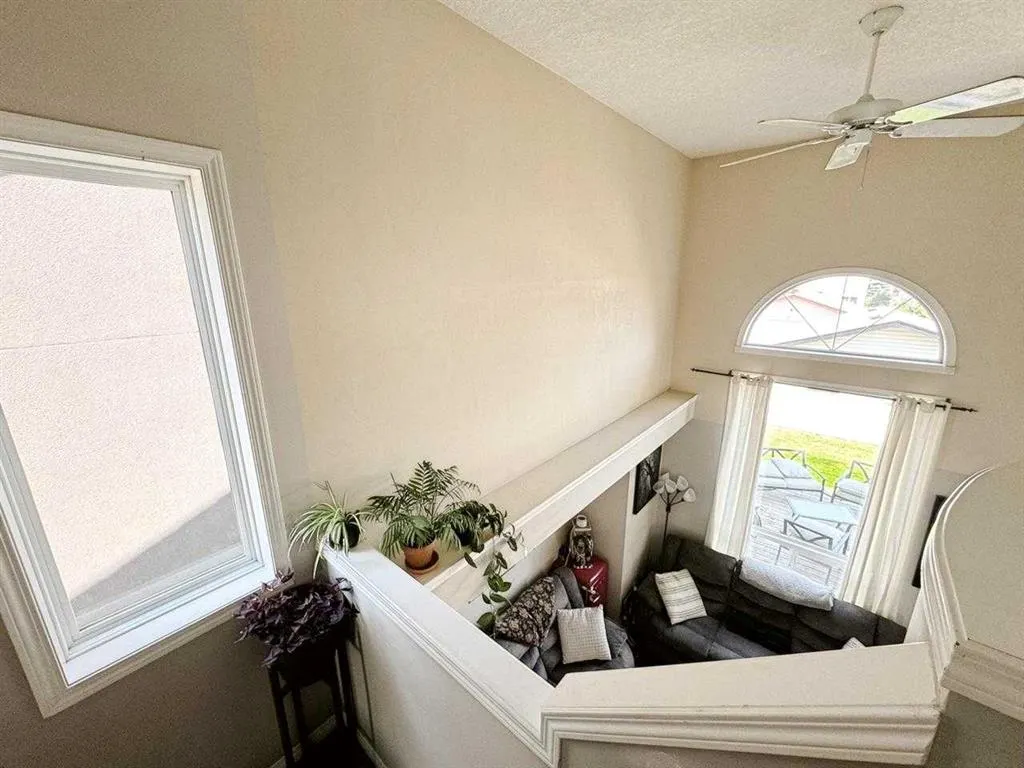 6 Saddlebrook Gardens NE