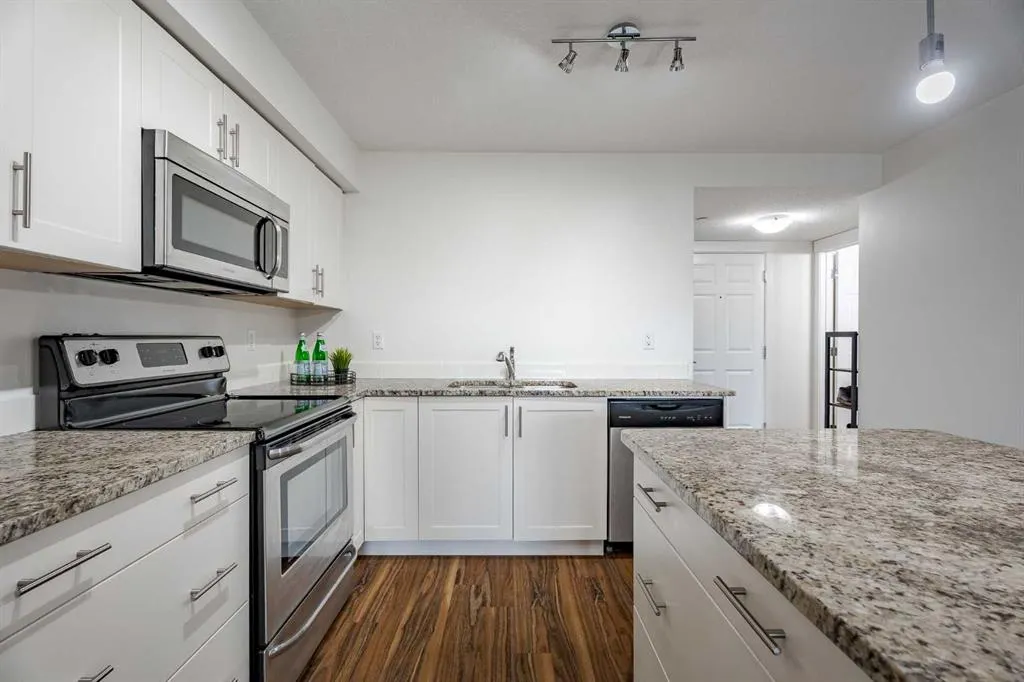 99 Copperstone Park SE, #1202