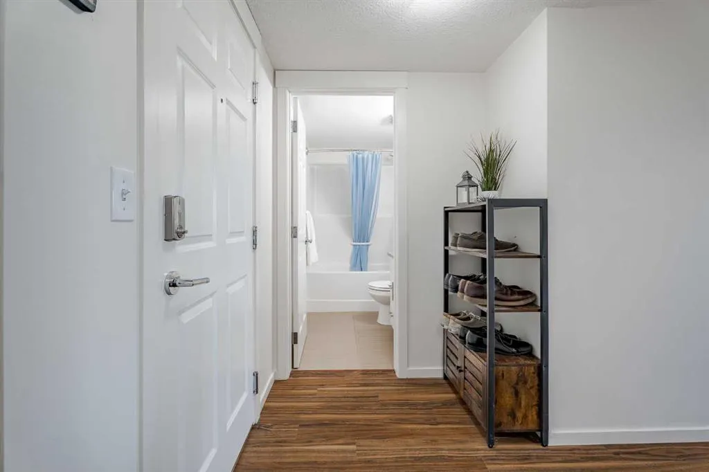99 Copperstone Park SE, #1202