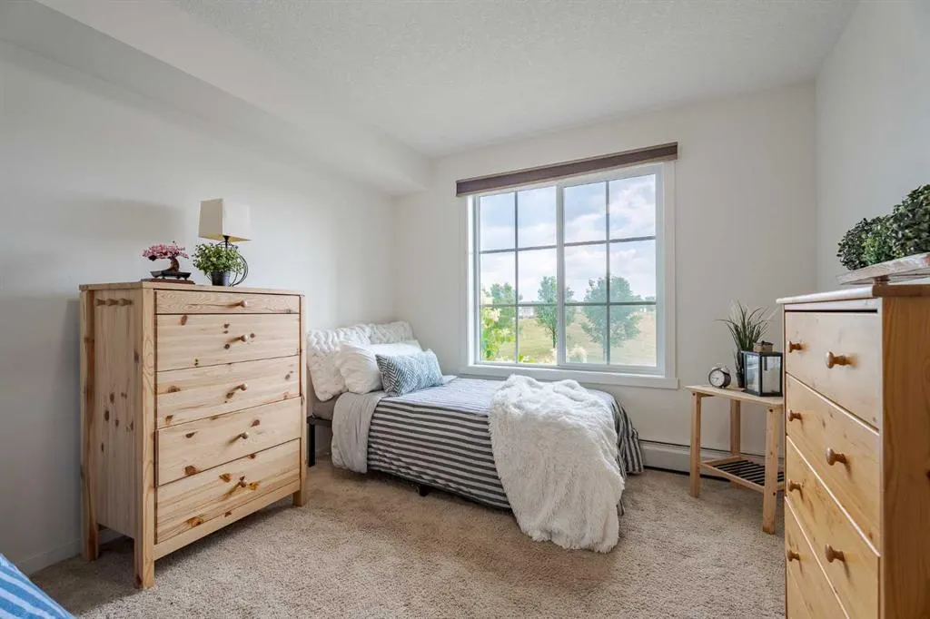 99 Copperstone Park SE, #1202