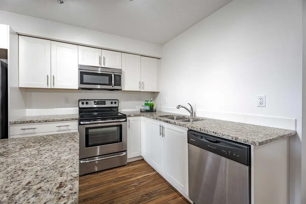 99 Copperstone Park SE, #1202