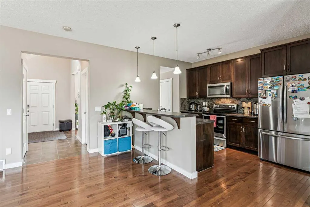 109 Elgin Meadows Manor SE