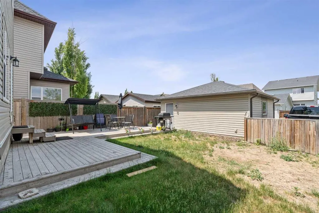 109 Elgin Meadows Manor SE