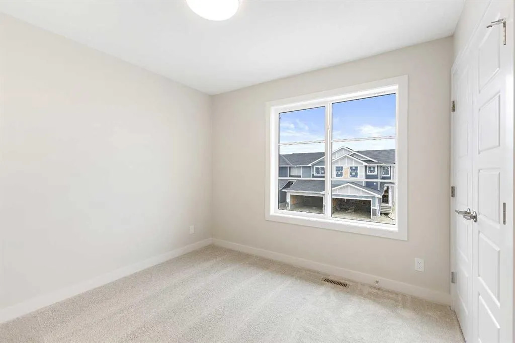43 Agate Road