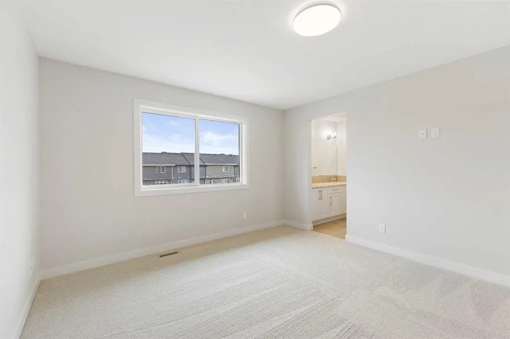 43 Agate Road