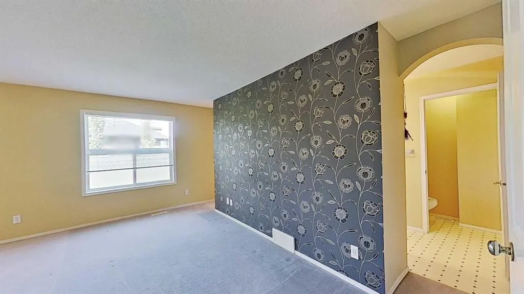 375 Douglas Glen Gardens SE