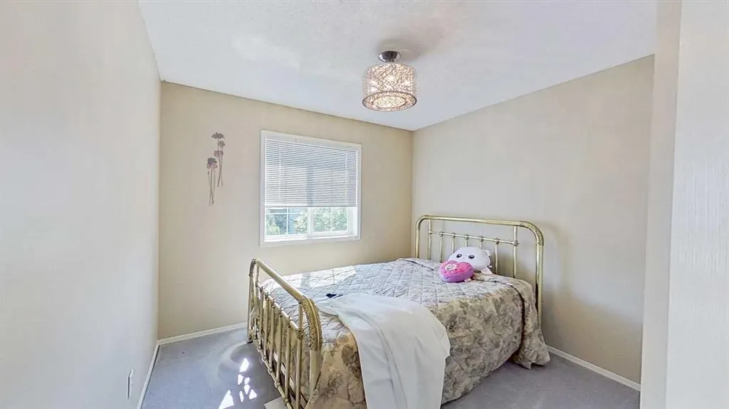 375 Douglas Glen Gardens SE