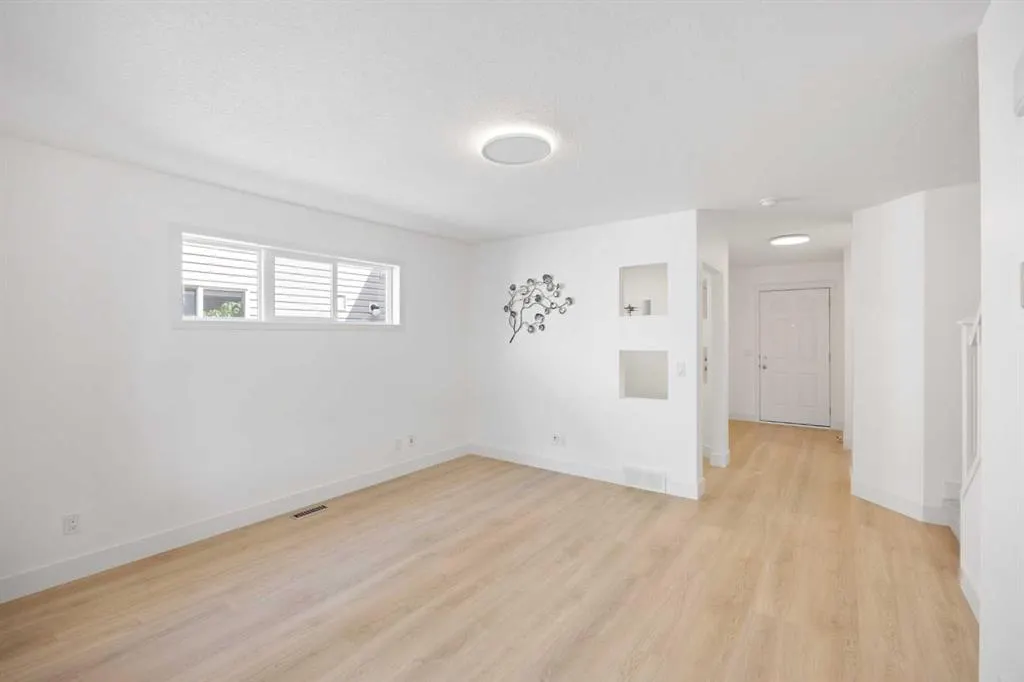 227 Cranston Road SE