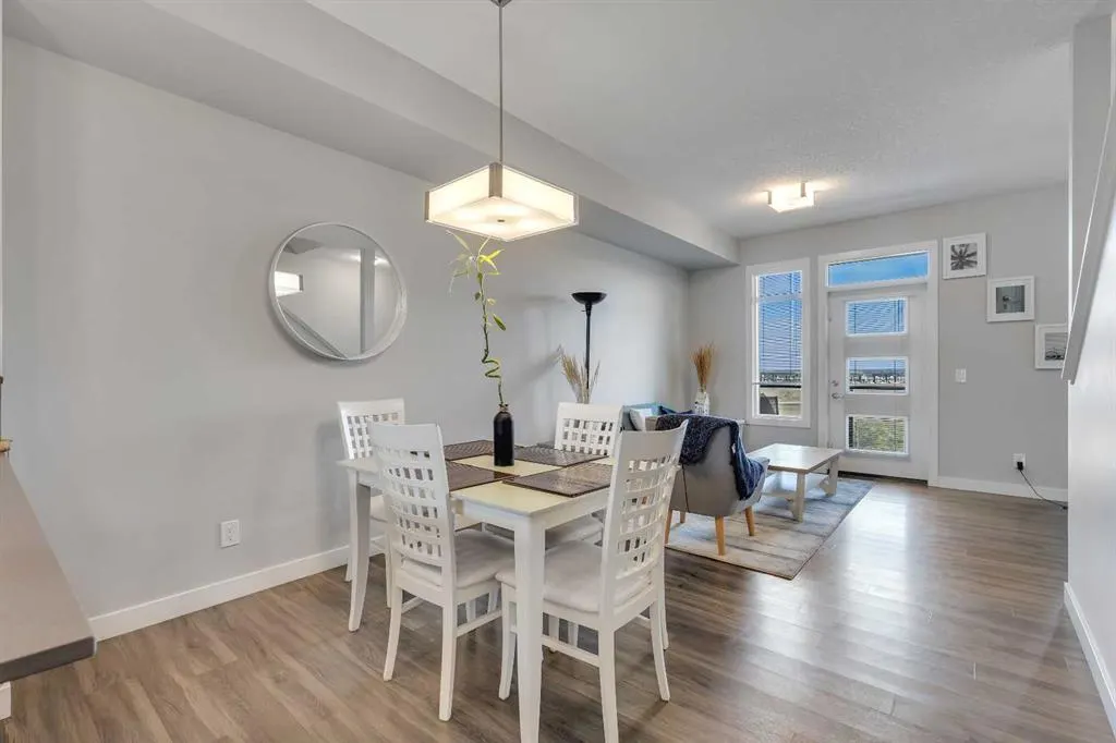 154 Seton Passage SE
