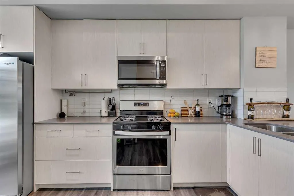 154 Seton Passage SE