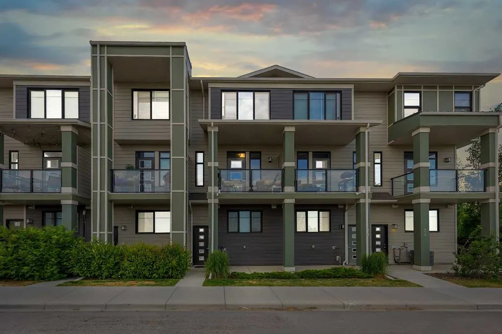 154 Seton Passage SE