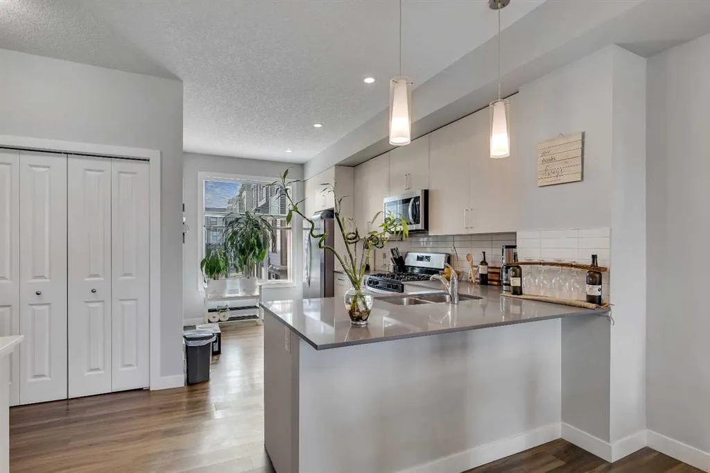 154 Seton Passage SE